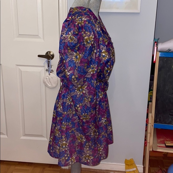 Vintage Floral Dress with Shoulder Pads and Belt - Picture 3 of 11